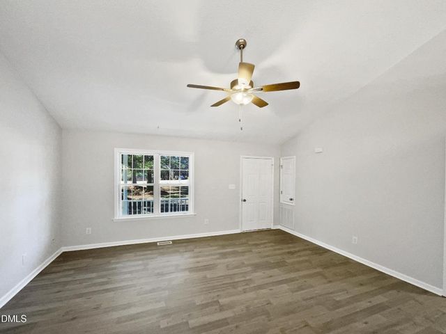 165 Sommerset Drive, Clayton, NC 27520