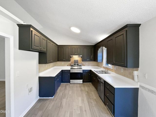 165 Sommerset Drive, Clayton, NC 27520