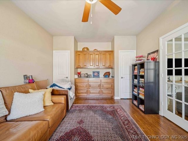 5010 W Birmingham Place, Broken Arrow, OK 74011