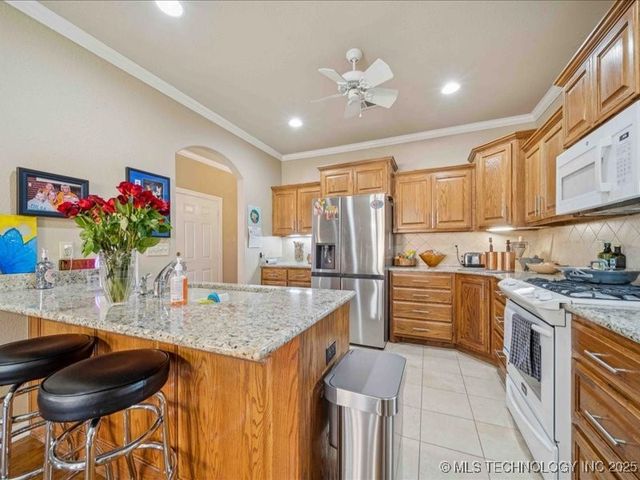 5010 W Birmingham Place, Broken Arrow, OK 74011