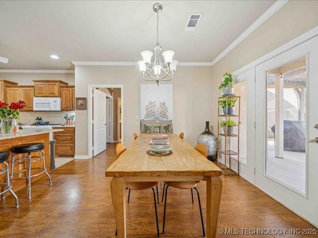 5010 W Birmingham Place, Broken Arrow, OK 74011