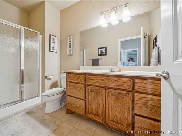 5010 W Birmingham Place, Broken Arrow, OK 74011