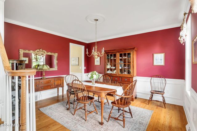 55 Outlook Drive South, Halfmoon, NY 12118