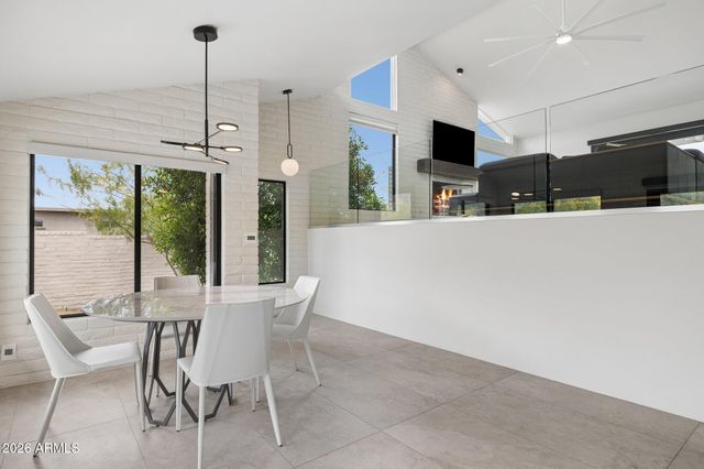 5801 E SURREY Drive, Cave Creek, AZ 85331