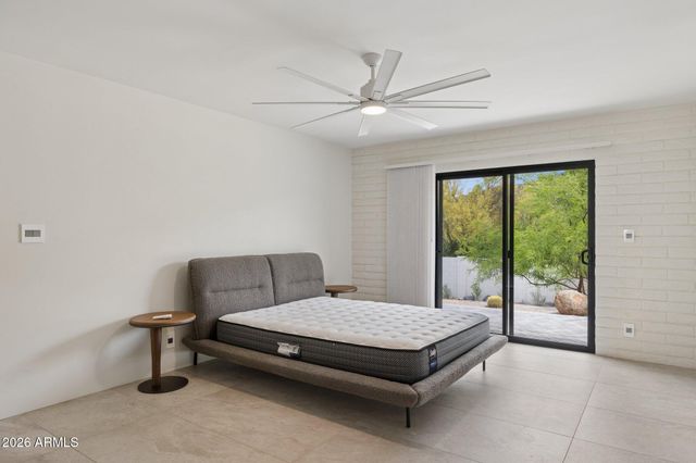 5801 E SURREY Drive, Cave Creek, AZ 85331