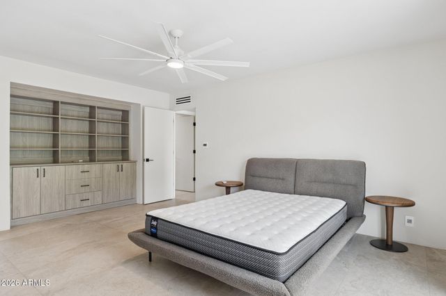 5801 E SURREY Drive, Cave Creek, AZ 85331