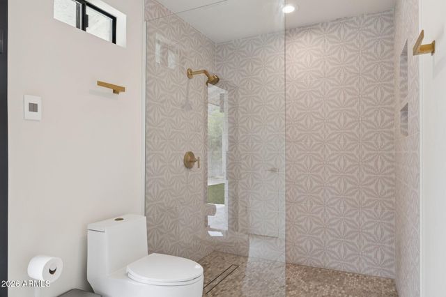 5801 E SURREY Drive, Cave Creek, AZ 85331