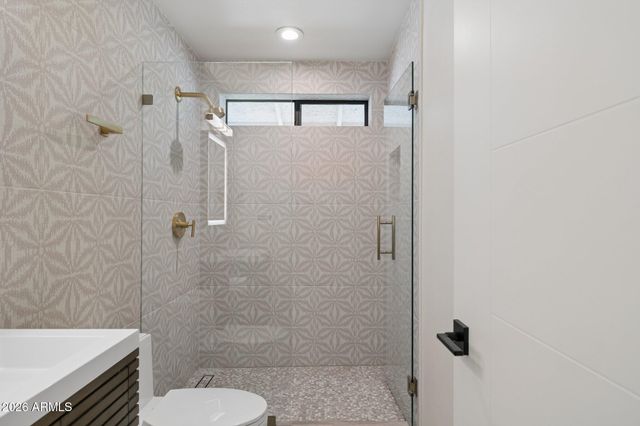 5801 E SURREY Drive, Cave Creek, AZ 85331