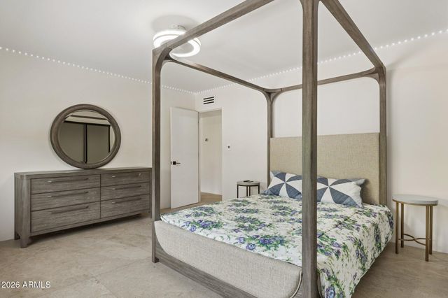 5801 E SURREY Drive, Cave Creek, AZ 85331