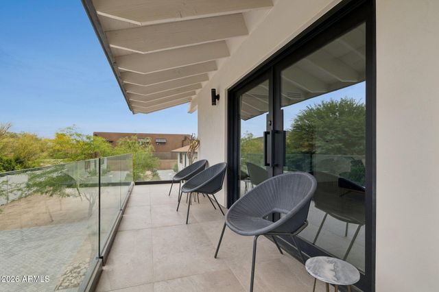 5801 E SURREY Drive, Cave Creek, AZ 85331