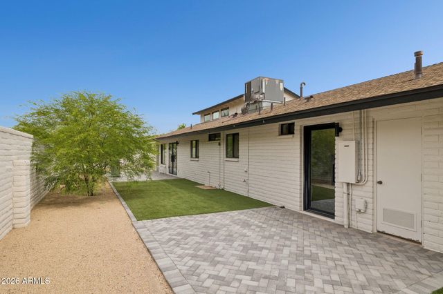 5801 E SURREY Drive, Cave Creek, AZ 85331