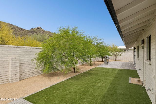 5801 E SURREY Drive, Cave Creek, AZ 85331