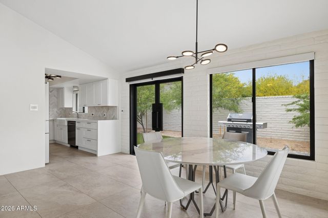 5801 E SURREY Drive, Cave Creek, AZ 85331