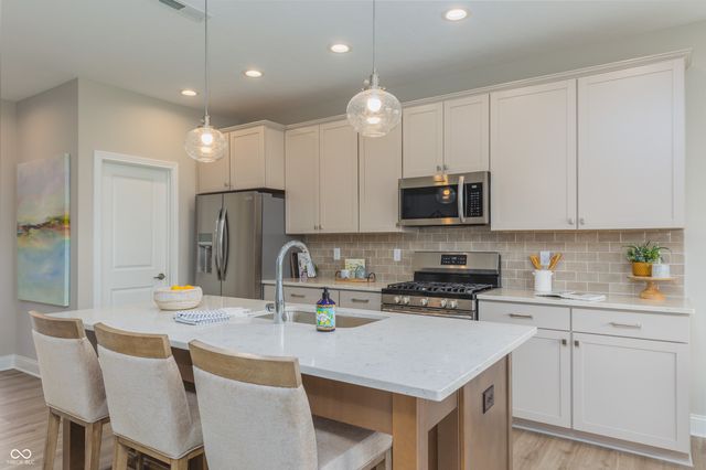 2225 Aviary Lane, Danville, IN 46122