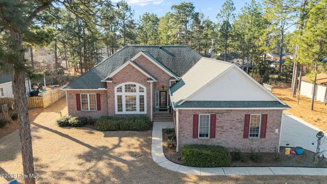 121 Sakonnet Trail, Pinehurst, NC 28374