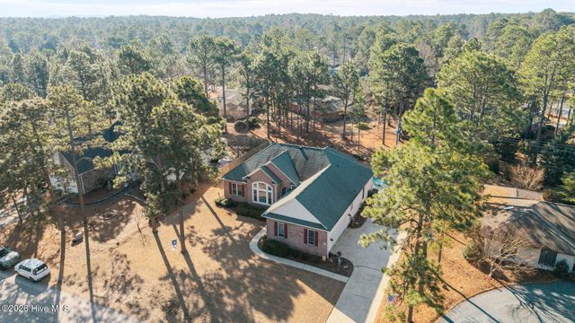 121 Sakonnet Trail, Pinehurst, NC 28374
