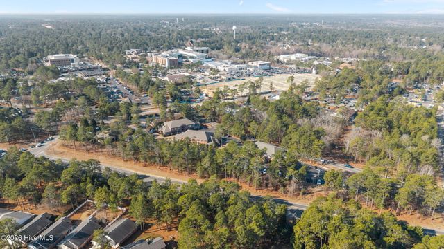 121 Sakonnet Trail, Pinehurst, NC 28374