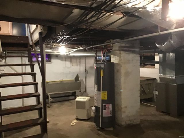 606 N Market Street, Winamac, IN 46996