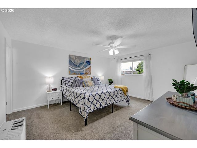2278 ROSE BLOSSOM Dr, Springfield, OR 97477