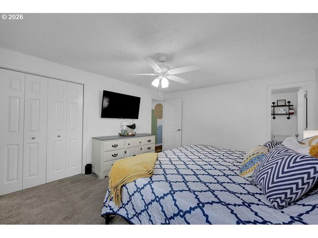 2278 ROSE BLOSSOM Dr, Springfield, OR 97477