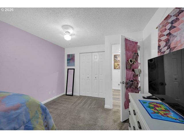 2278 ROSE BLOSSOM Dr, Springfield, OR 97477