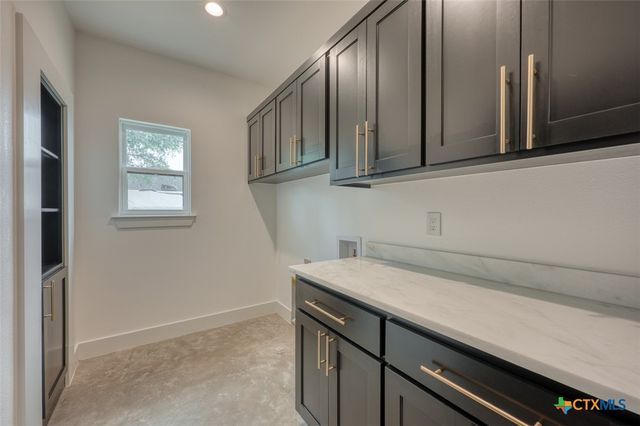 1501 Woodcrest Drive, Granite Shoals, TX 78654