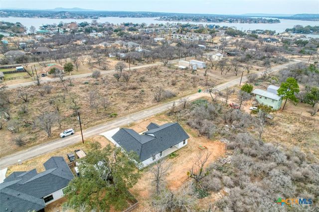 1501 Woodcrest Drive, Granite Shoals, TX 78654