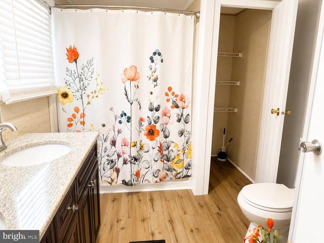 391 FANCY FILLY CIR, Martinsburg, WV 25403
