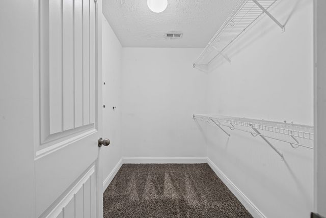 1132 Meachem Dr, Clarksville, TN 37042