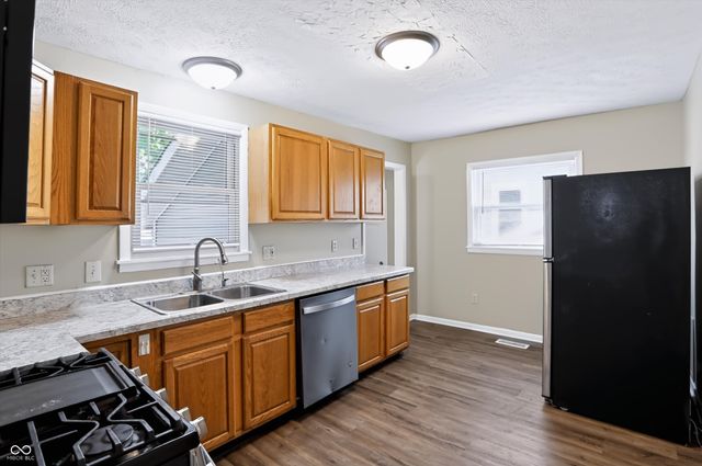 724 N Perkins Street, Rushville, IN 46173
