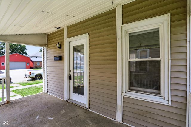 724 N Perkins Street, Rushville, IN 46173