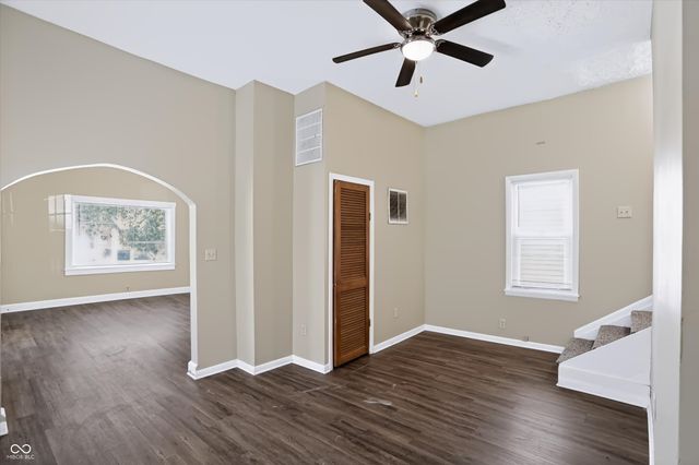 724 N Perkins Street, Rushville, IN 46173
