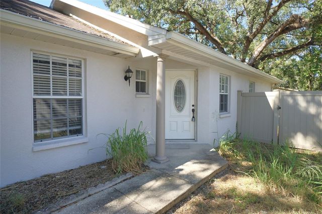 2416 E IDA STREET, Tampa, FL 33610