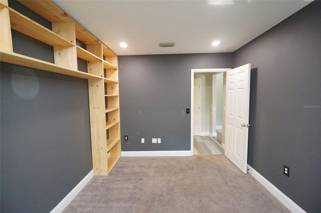 2416 E IDA STREET, Tampa, FL 33610