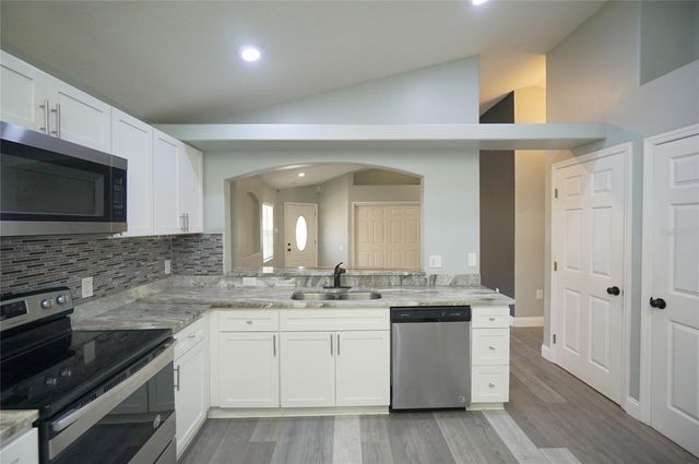 2416 E IDA STREET, Tampa, FL 33610