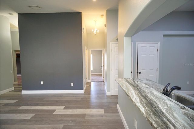 2416 E IDA STREET, Tampa, FL 33610