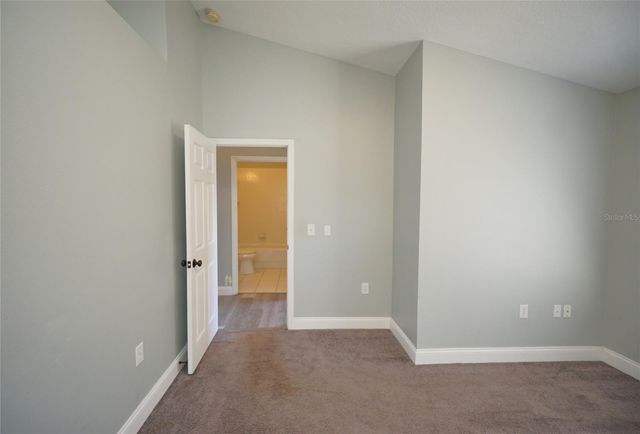 2416 E IDA STREET, Tampa, FL 33610