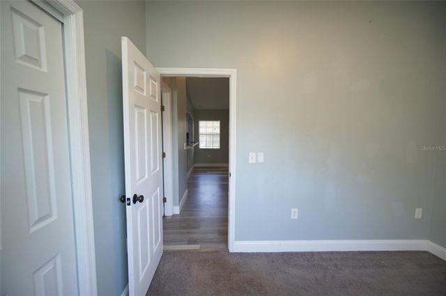 2416 E IDA STREET, Tampa, FL 33610