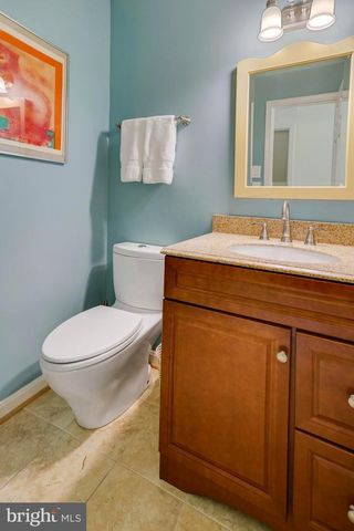 4007 WHISPERING LN, Annandale, VA 22003