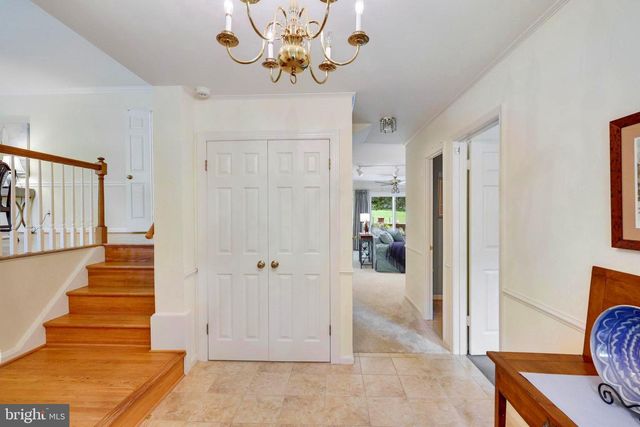 4007 WHISPERING LN, Annandale, VA 22003