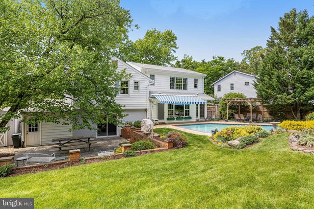 4007 WHISPERING LN, Annandale, VA 22003