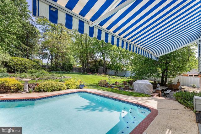 4007 WHISPERING LN, Annandale, VA 22003