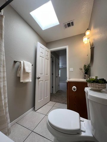 2900 Vista Del Rey NE UNIT 31A, Albuquerque, NM 87112