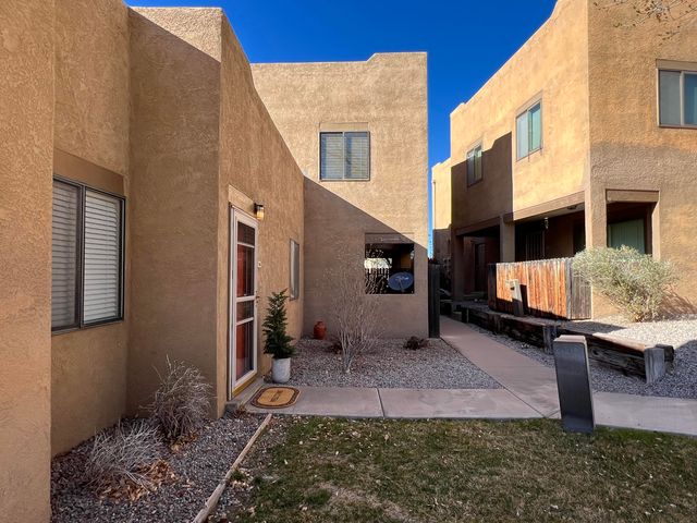 2900 Vista Del Rey NE UNIT 31A, Albuquerque, NM 87112