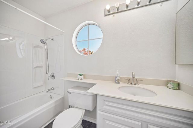 6056 Paseo Encantada, Camarillo, CA 93012