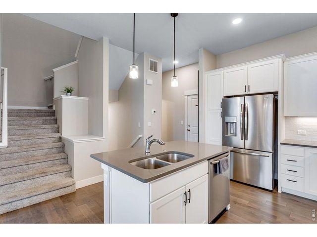 4148 Greenhorn Dr, Loveland, CO 80538