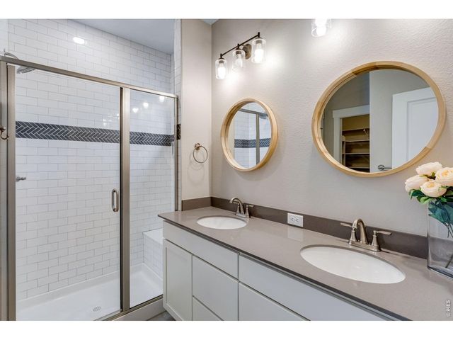 4148 Greenhorn Dr, Loveland, CO 80538