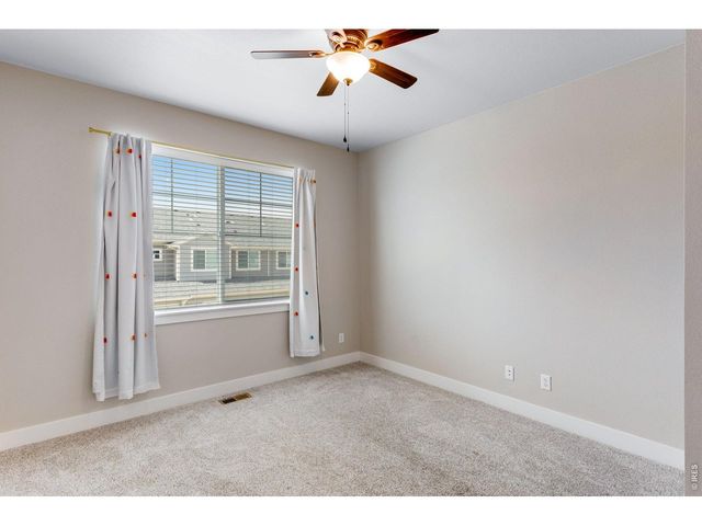 4148 Greenhorn Dr, Loveland, CO 80538