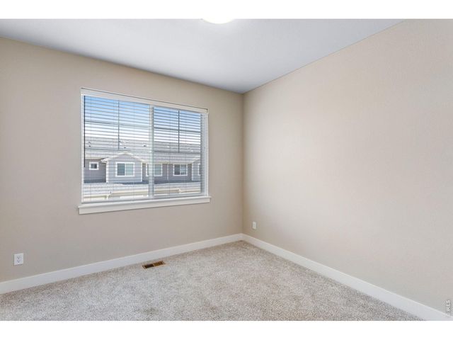 4148 Greenhorn Dr, Loveland, CO 80538