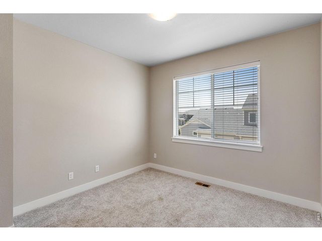 4148 Greenhorn Dr, Loveland, CO 80538